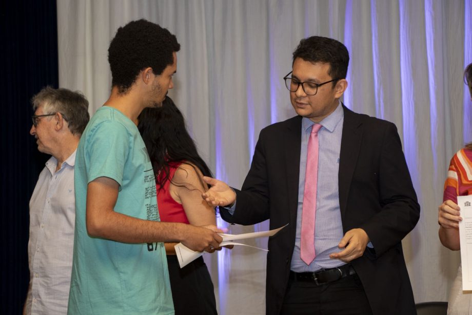 NOVOS SERVIDORES – Prefeitura dá posse a 81 candidatos aprovados no concurso público de 2021