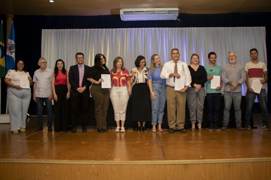 NOVOS SERVIDORES – Prefeitura dá posse a 81 candidatos aprovados no concurso público de 2021