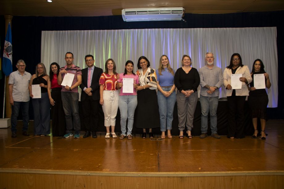 NOVOS SERVIDORES – Prefeitura dá posse a 81 candidatos aprovados no concurso público de 2021