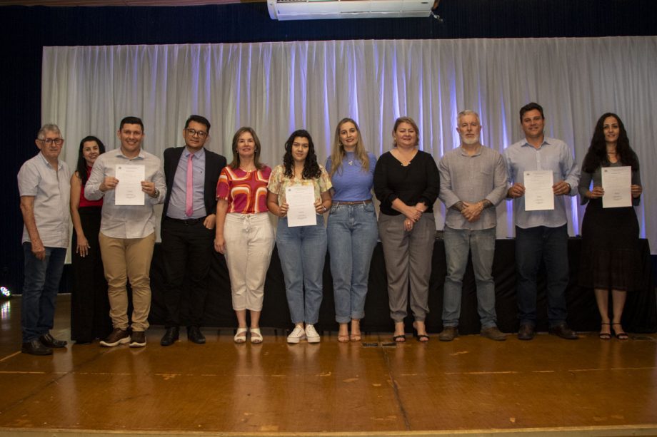 NOVOS SERVIDORES – Prefeitura dá posse a 81 candidatos aprovados no concurso público de 2021