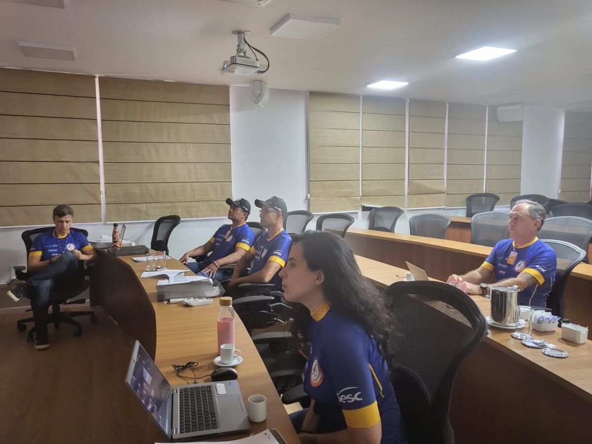 Professores de projeto social de ciclismo da Fundesporte realizam treinamento do Sesc Professores de projeto social de ciclismo da Fundesporte realizam treinamento do Sesc
