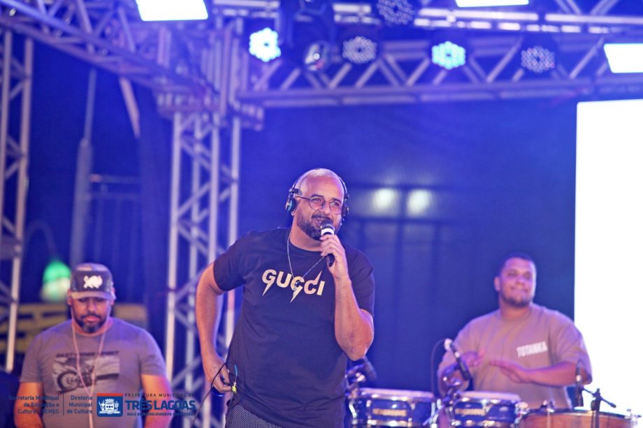 FESTA DO FOLCORE – 2ª noite leva 30 mil pessoas para a NOB e é marcada por elogios à organização e parque de diversões