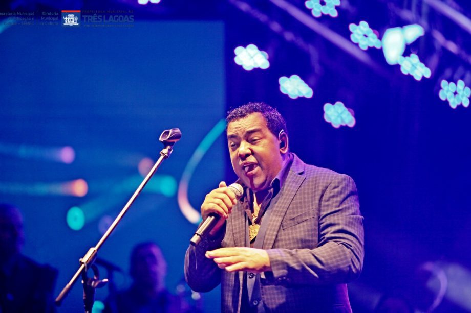 FESTA DO FOLCORE – 2ª noite leva 30 mil pessoas para a NOB e é marcada por elogios à organização e parque de diversões