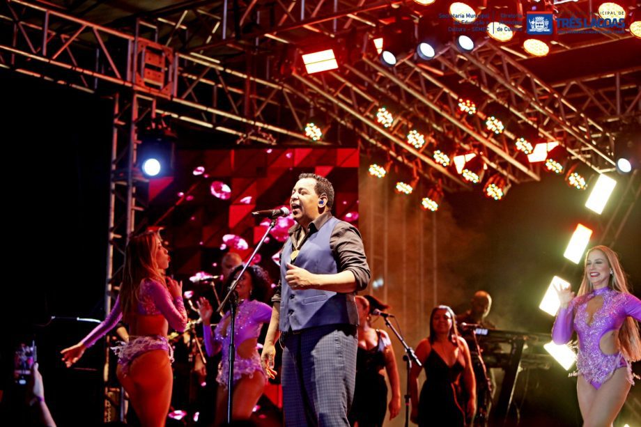 FESTA DO FOLCORE – 2ª noite leva 30 mil pessoas para a NOB e é marcada por elogios à organização e parque de diversões