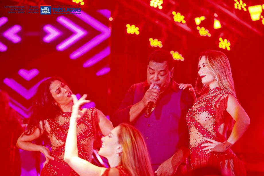 FESTA DO FOLCORE – 2ª noite leva 30 mil pessoas para a NOB e é marcada por elogios à organização e parque de diversões