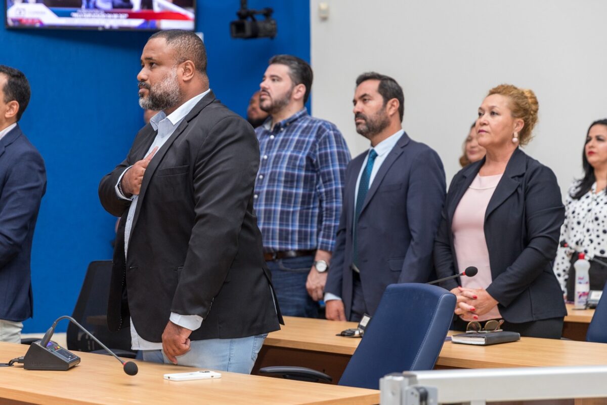 Políticos e representantes de diversos segmentos se mobilizam e discutem a duplicação da BR-262 Políticos e representantes de diversos segmentos se mobilizam e discutem a duplicação da BR-262