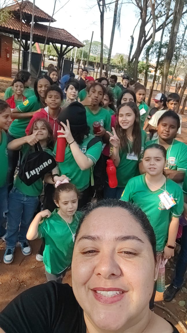Crianças e adolescentes de Brasilândia visitam zoológico em Ilha Solteira