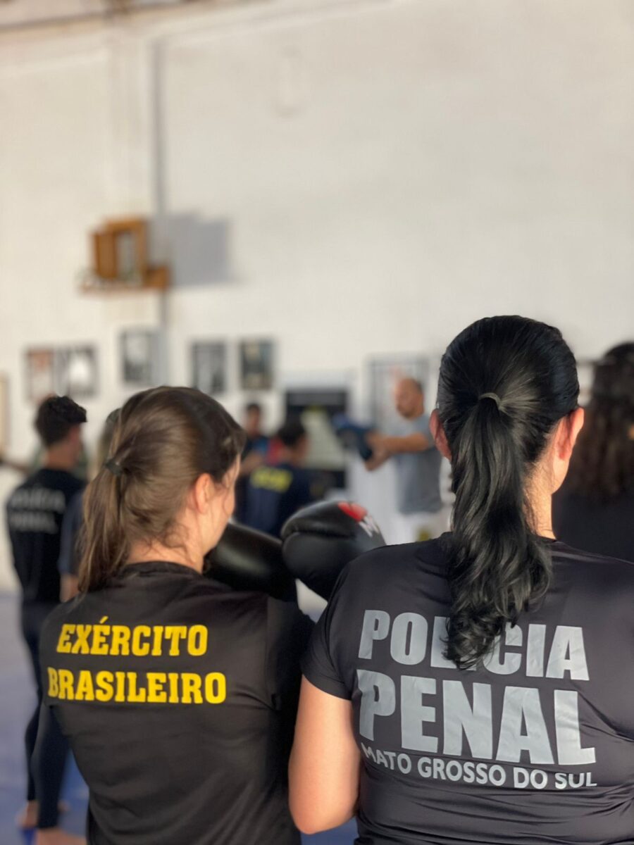 Polícia Federal realiza treinamento de Autodefesa para Mulheres da Segurança Pública Polícia Federal realiza treinamento de Autodefesa para Mulheres da Segurança Pública
