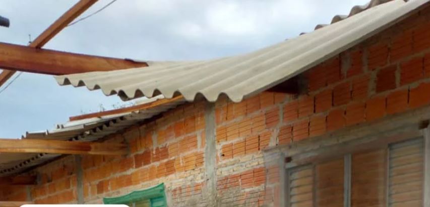 Forte chuva provoca estragos em Ilha Solteira Forte chuva provoca estragos em Ilha Solteira