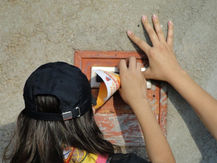 Meio Ambiente e Escoteiros Falcões do Leste levam conscientização contra queimadas ao bairro Novo Aeroporto