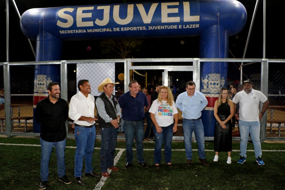 Prefeito Angelo Guerreiro inaugura a 1ª Arena MS Bom de Bola de Três Lagoas no bairro Vila Piloto Prefeito Angelo Guerreiro inaugura a 1ª Arena MS Bom de Bola de Três Lagoas no bairro Vila Piloto