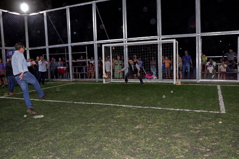Prefeito Angelo Guerreiro inaugura a 1ª Arena MS Bom de Bola de Três Lagoas no bairro Vila Piloto Prefeito Angelo Guerreiro inaugura a 1ª Arena MS Bom de Bola de Três Lagoas no bairro Vila Piloto