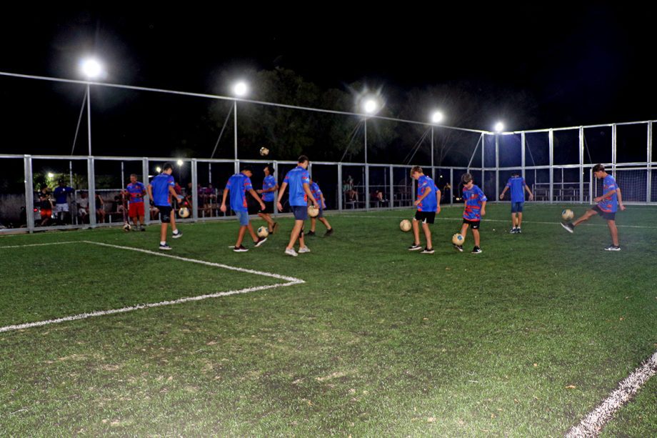 Prefeito Angelo Guerreiro inaugura a 1ª Arena MS Bom de Bola de Três Lagoas no bairro Vila Piloto Prefeito Angelo Guerreiro inaugura a 1ª Arena MS Bom de Bola de Três Lagoas no bairro Vila Piloto