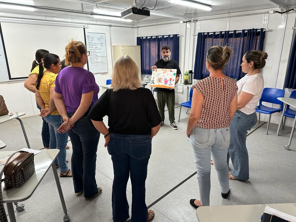 Novos gestores escolares passam por formações na Rede Municipal de Ensino em Ribas