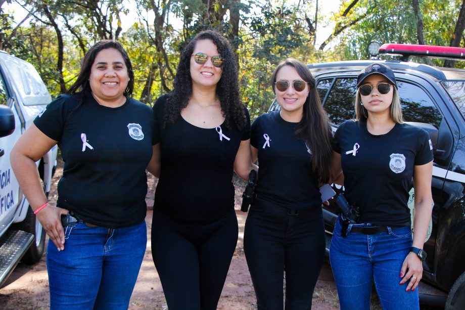 Deptran realiza abordagem educativa de trânsito referente ao “Agosto Lilás”