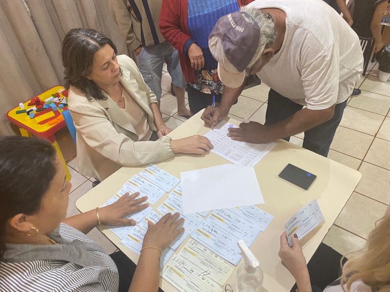 Brasilândia entrega mais um auxílio financeiro para beneficiários do Programa Protege Brasilândia Emergencial