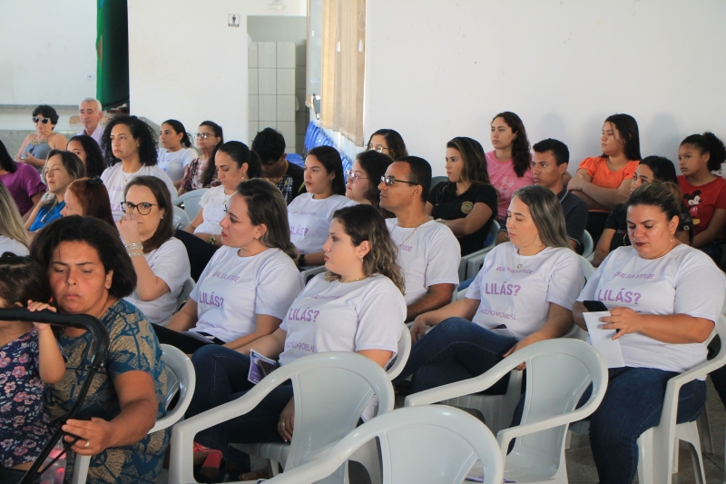 Secretaria de Assistência Social realiza uma roda de conversa sobre violência doméstica em Inocência
