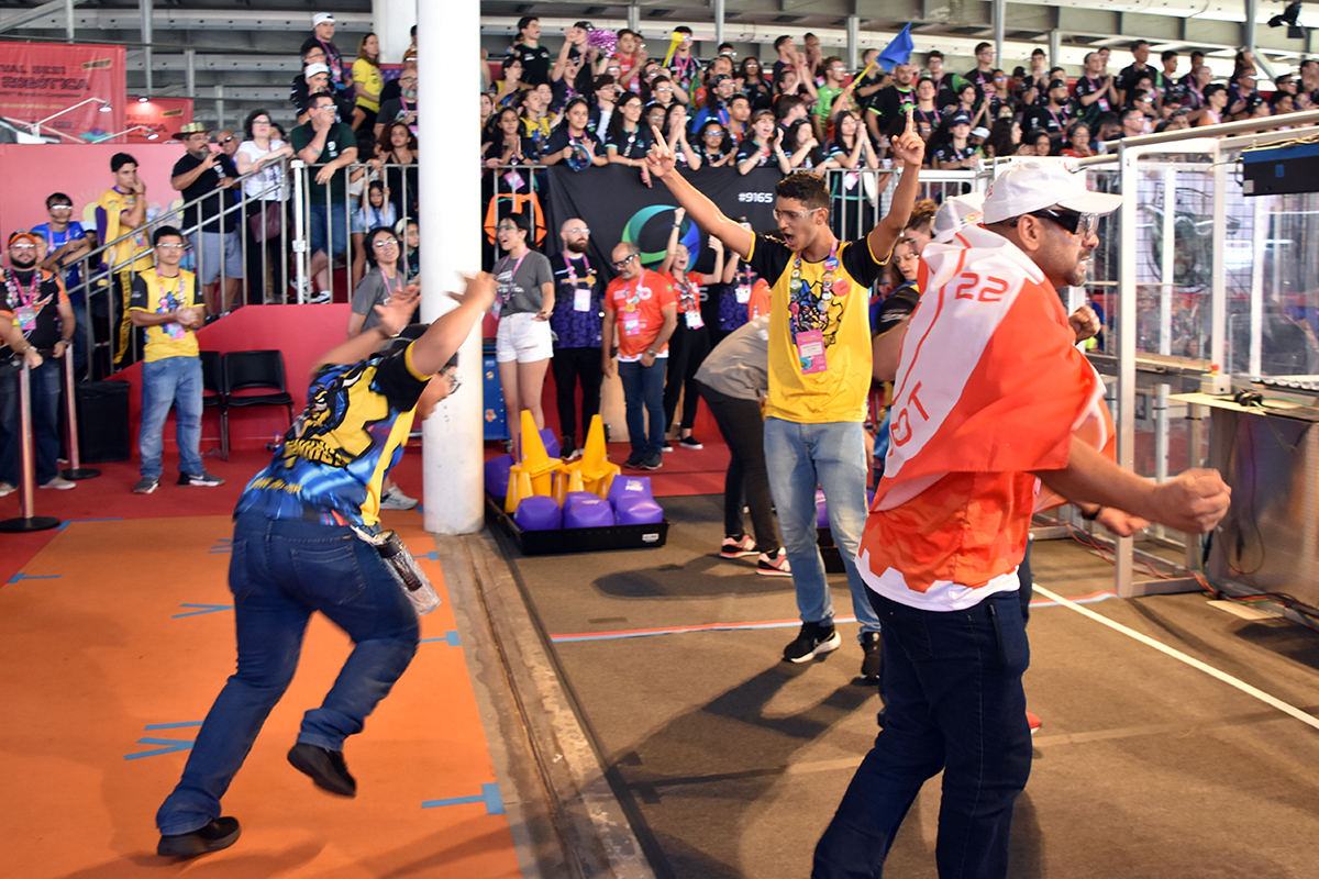 MS mostra evolução no último dia do Festival Sesi de Robótica Off-Season no RJ