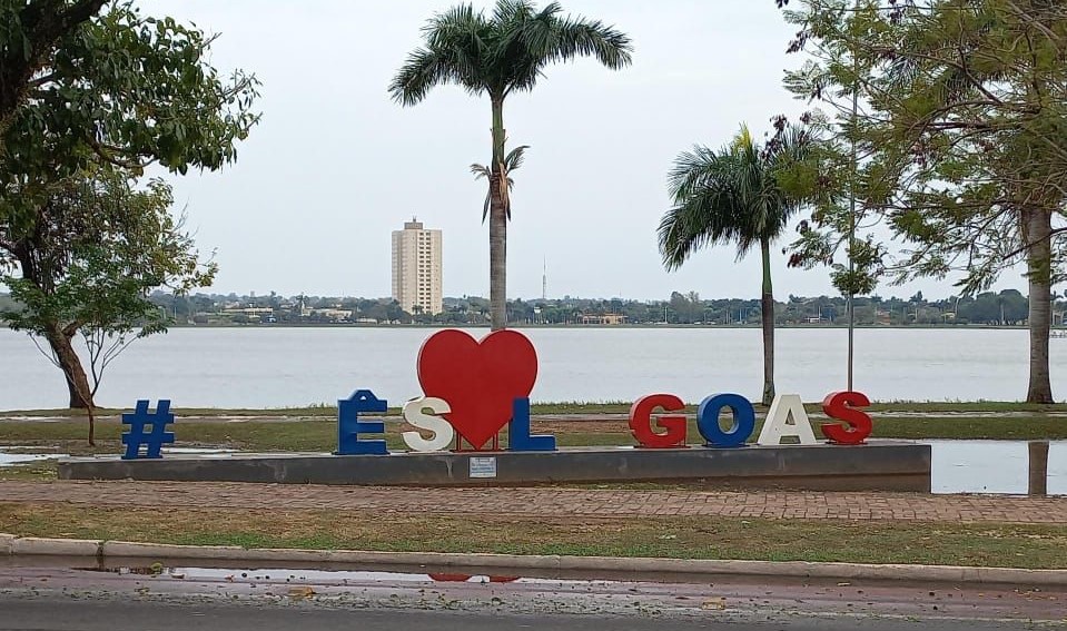 Temporal com granizo causa transtornos e prejuízos em Três Lagoas