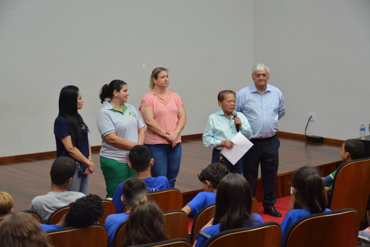 Sessão de cinema é ofertada para estudantes através do Projeto Piracema