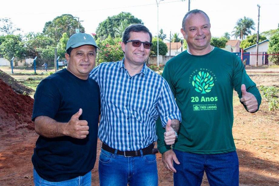 Equipe do Viveiro Municipal de Mudas realiza homenagens e comemora os 20 anos do serviço
