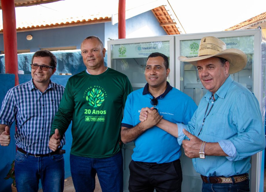 Equipe do Viveiro Municipal de Mudas realiza homenagens e comemora os 20 anos do serviço