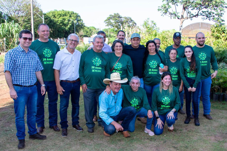 Equipe do Viveiro Municipal de Mudas realiza homenagens e comemora os 20 anos do serviço