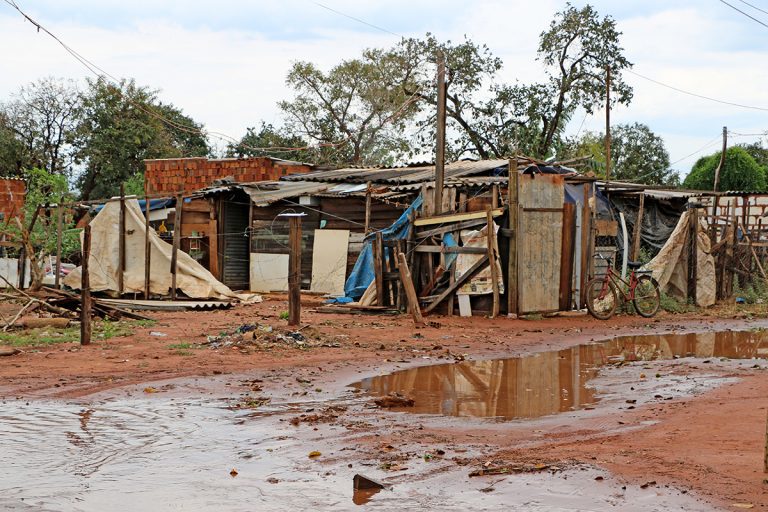 Assistência Social atende 33 famílias vítimas das chuvas em Três Lagoas