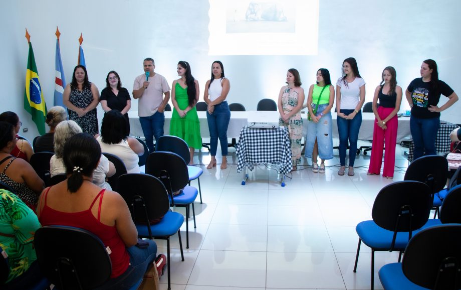Cozinheiras da REME realizam curso de reciclagem em higiene e boas práticas em alimentação escolar