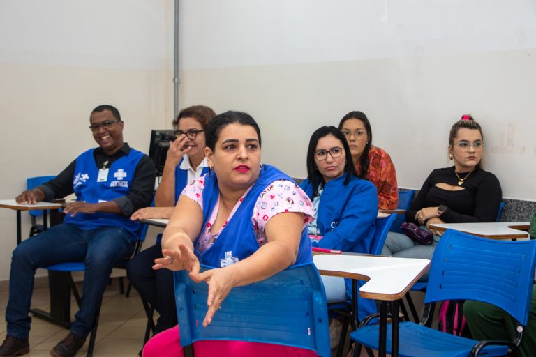 Serviço da SMS “Consultório na Rua” é tema de palestra para acadêmicos de enfermagem da UFMS