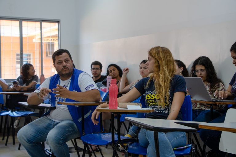 Serviço da SMS “Consultório na Rua” é tema de palestra para acadêmicos de enfermagem da UFMS