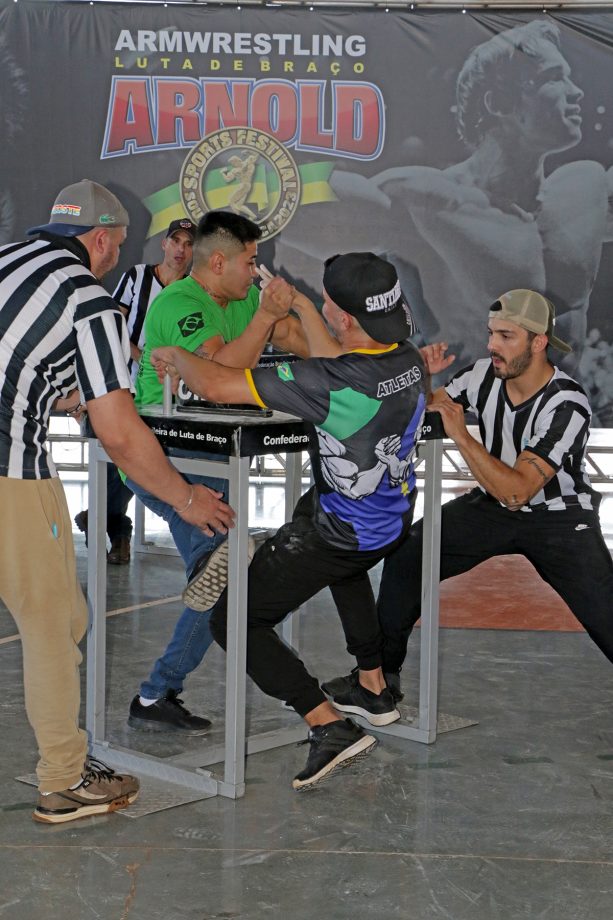 Três Lagoas recebeu delegações de 5 estados para a Copa Brasil de Luta de Braço Três Lagoas recebeu delegações de 5 estados para a Copa Brasil de Luta de Braço
