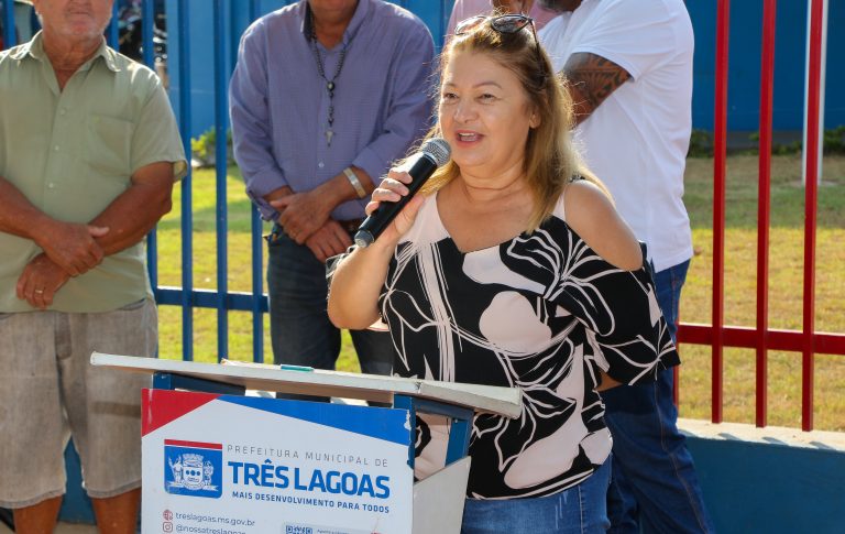 Prefeito assina ordem de serviço da pavimentação e drenagem do bairro Jardim Oiti