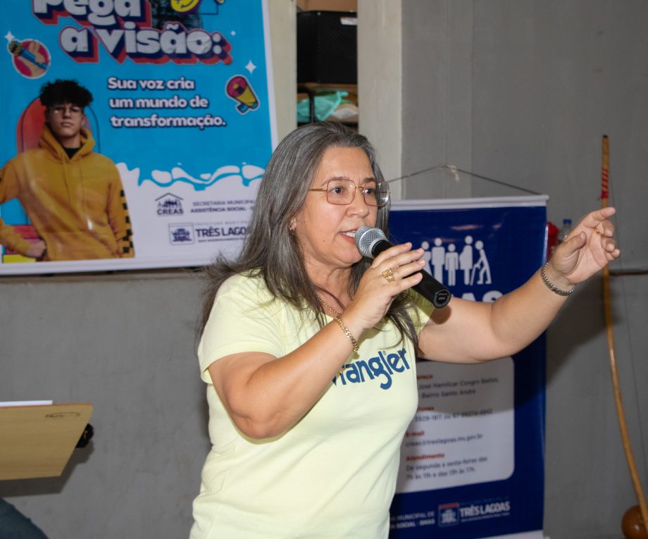 CREAS realiza palestra em alusão à Semana Estadual da Juventude