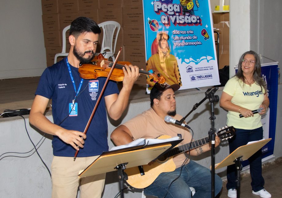 CREAS realiza palestra em alusão à Semana Estadual da Juventude