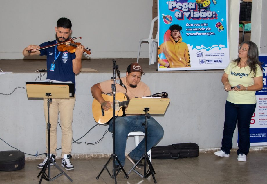 CREAS realiza palestra em alusão à Semana Estadual da Juventude