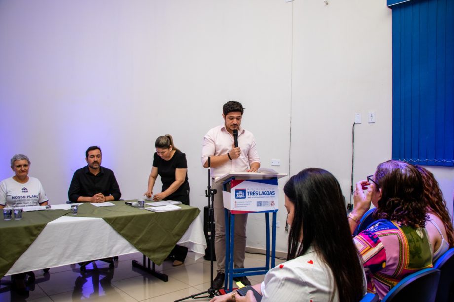CONCURSO PÚBLICO – Prefeitura empossou 48 professores para Educação Infantil nesta quarta-feira (06)