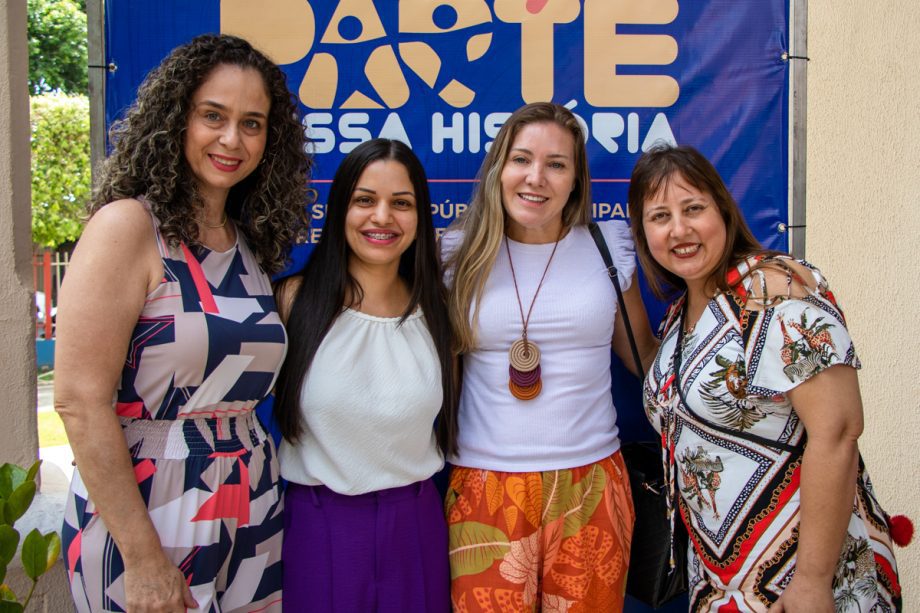 CONCURSO PÚBLICO – Prefeitura empossou 48 professores para Educação Infantil nesta quarta-feira (06)