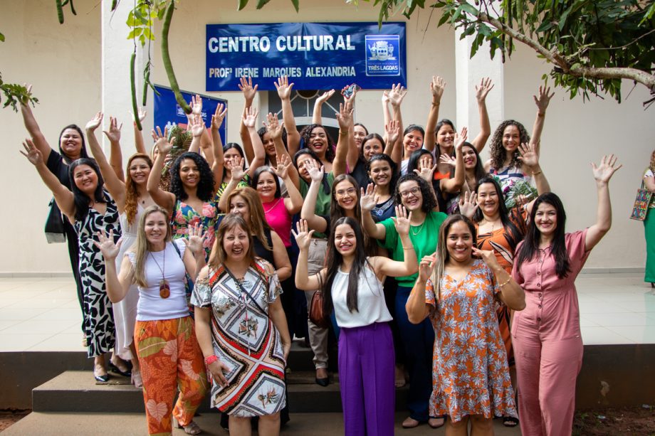 CONCURSO PÚBLICO – Prefeitura empossou 48 professores para Educação Infantil nesta quarta-feira (06)