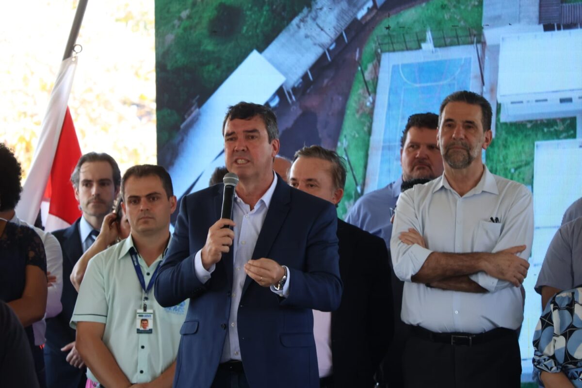 Com foco no desenvolvimento regional, Governo de MS entrega laboratório e herbário na UEMS