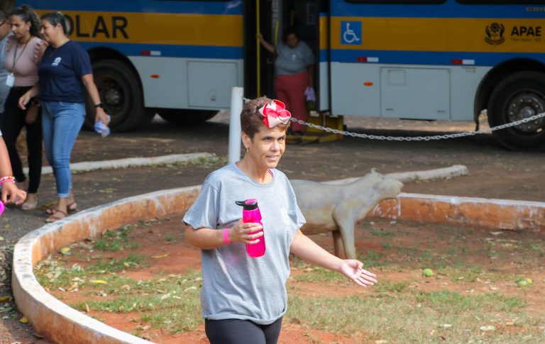 SETEMBRO VERDE – SMAS promove intercâmbio entre alunos da APAE e usuários dos SCFV