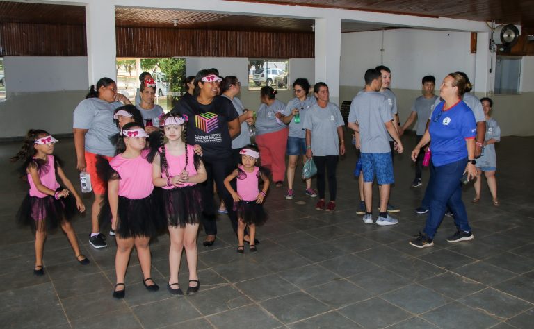 SETEMBRO VERDE – SMAS promove intercâmbio entre alunos da APAE e usuários dos SCFV