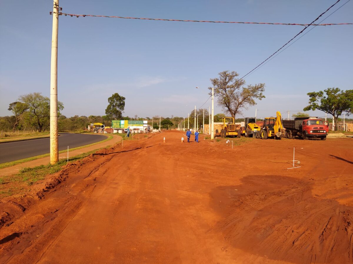 Pavimentação asfáltica no bairro Isac Honorato Barbosa avança em Brasilândia