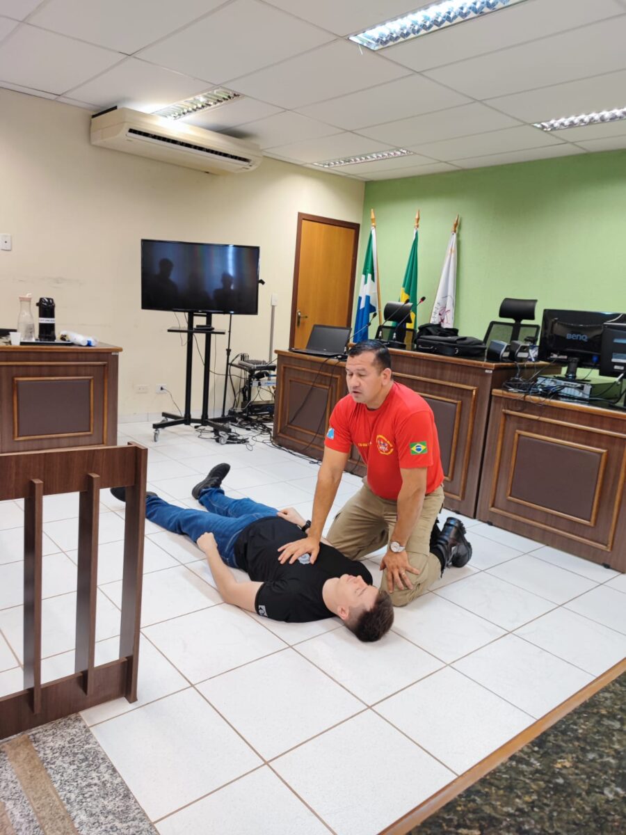 Polícia Civil participa de curso de APH de Combate para policiais civis ministrado pelo 24º Grupamento Bombeiro Militar em Água Clara