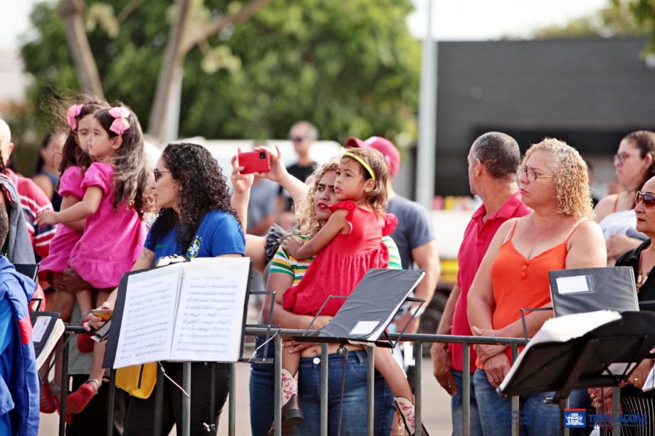 Desfile de 7 de Setembro reúne três-lagoenses na Esplanada da NOB