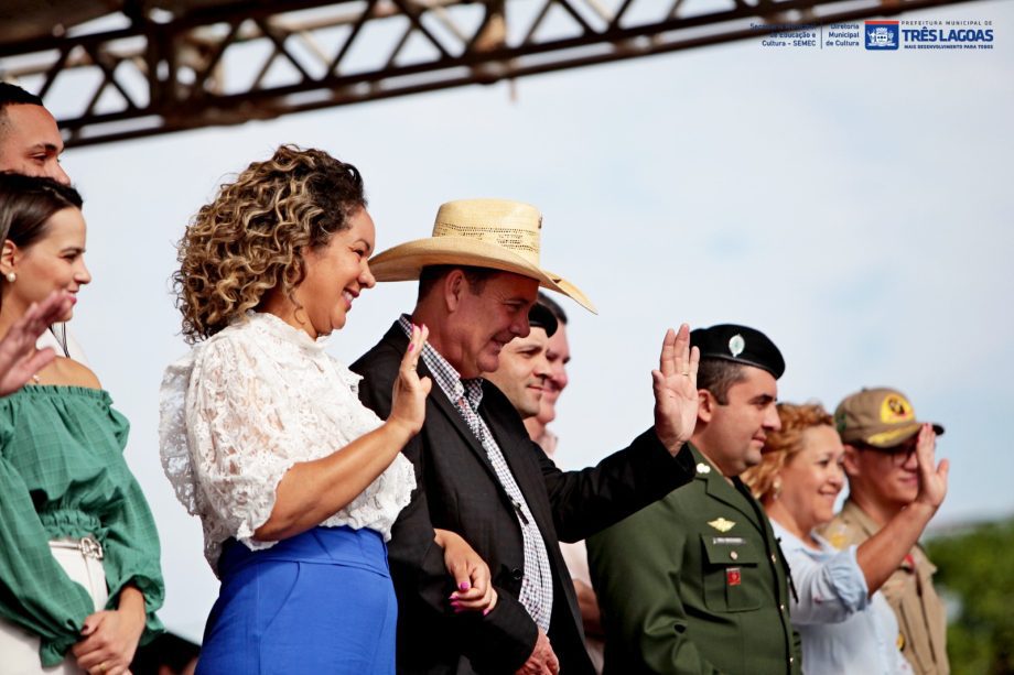 Desfile de 7 de Setembro reúne três-lagoenses na Esplanada da NOB