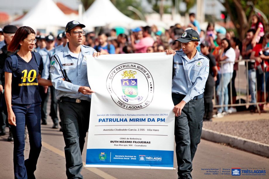 Desfile de 7 de Setembro reúne três-lagoenses na Esplanada da NOB