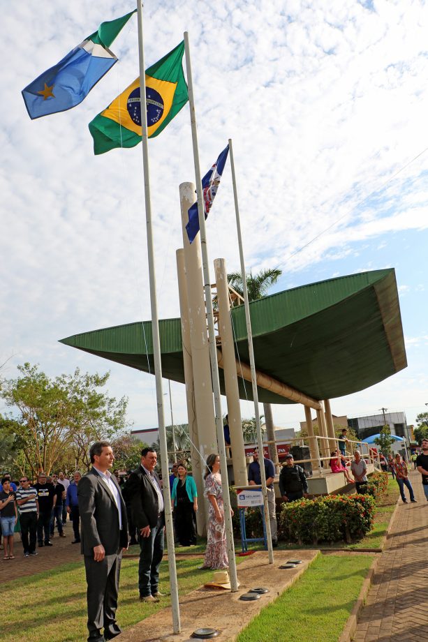 Desfile de 7 de Setembro reúne três-lagoenses na Esplanada da NOB