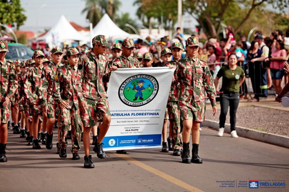 Desfile de 7 de Setembro reúne três-lagoenses na Esplanada da NOB
