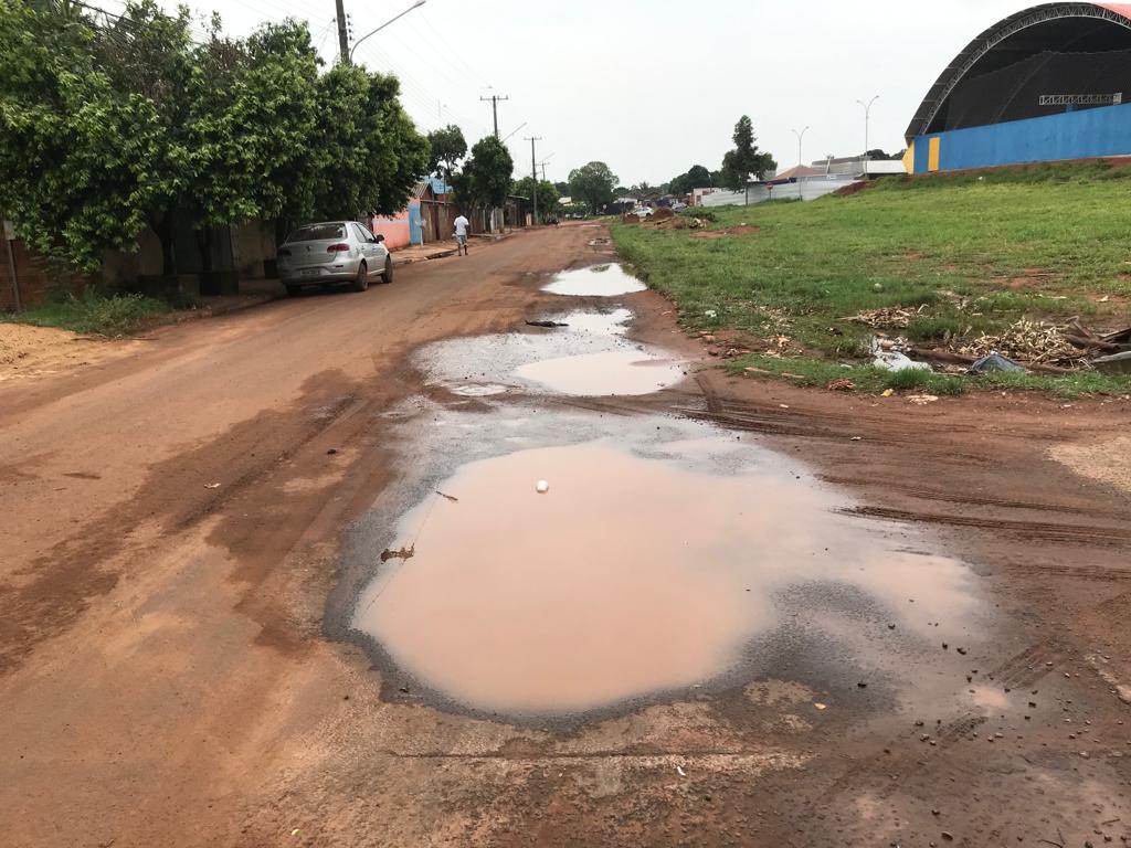 Secretarias de Infraestrutura e Assistência Social trabalham rápido para conter estragos da chuva